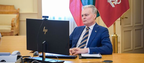 Видеоконференция с президентами Латвии и Эстонии Гитанаса Науседы, 16 марта 2020 года Видеоконференция с президентами Латвии и Эстонии Гитанаса Науседы, 16 марта 2020 года - Sputnik Литва