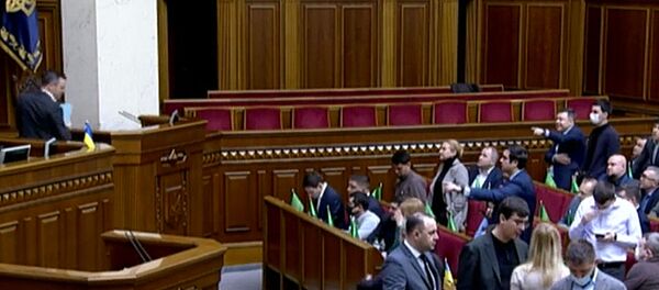 Украинский министр попытался занять кресло президента Украинский министр попытался занять кресло президента - Sputnik Lietuva