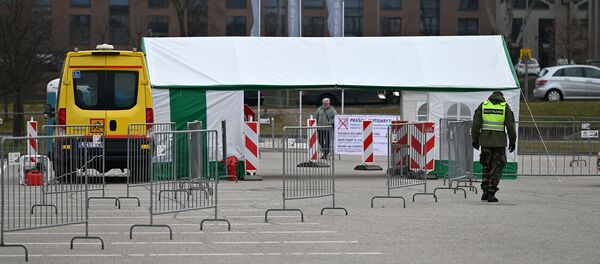 Мобильный пункт в Вильнюсе, архивное фото - Sputnik Литва