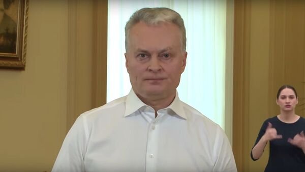 Науседа отреагировал на первый случай смерти от коронавируса в Литве - Sputnik Литва