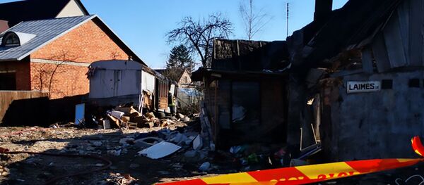 Пожар в строительном вагончике в Каунасе Пожар в строительном вагончике в Каунасе - Sputnik Литва