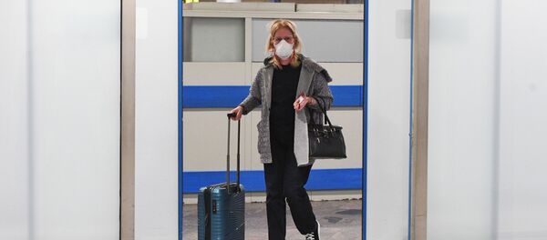 Прилет российских туристов из Черногории в Москву Прилет российских туристов из Черногории в Москву - Sputnik Lietuva