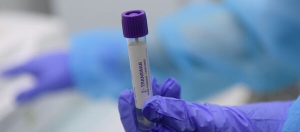 Пробирка с тестом на коронавирус - Sputnik Литва