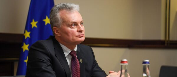 Президент Литвы Гитанас Науседа на видеоконференции с заседания Евросовета Президент Литвы Гитанас Науседа на видеоконференции с заседания Евросовета - Sputnik Lietuva