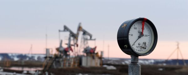 Работа нефтяных станков-качалок - Sputnik Литва