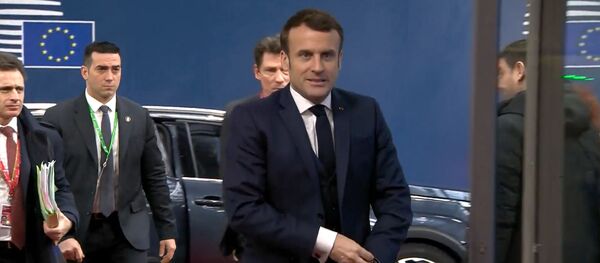 Makronas perspėjo apie galimą Šengeno erdvės žlugimą dėl koronaviruso Makronas perspėjo apie galimą Šengeno erdvės žlugimą dėl koronaviruso - Sputnik Lietuva