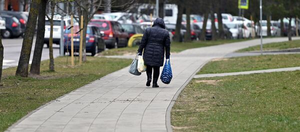 Прохожая на улице Вильнюса Прохожая на улице Вильнюса - Sputnik Lietuva