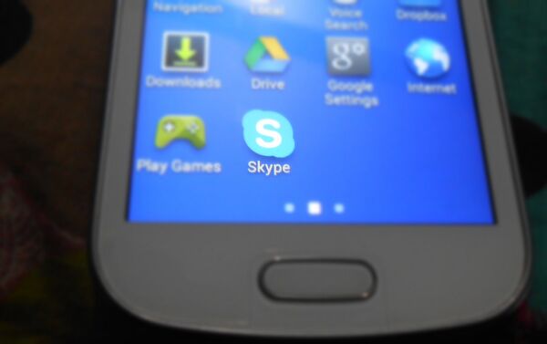 Skype на мобильном телефоне - Sputnik Литва