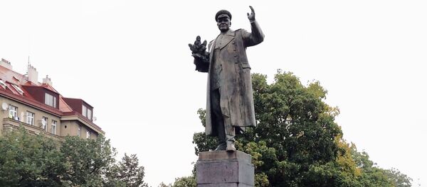 Памятник маршалу Коневу в Праге, архивное фото - Sputnik Литва