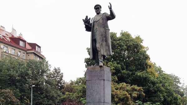 Памятник маршалу Коневу в Праге, архивное фото - Sputnik Литва