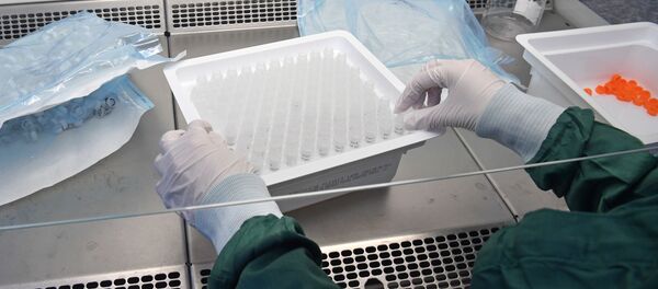 Колбы с реагентами для экспресс-тестов на коронавирус Колбы с реагентами для экспресс-тестов на коронавирус - Sputnik Lietuva