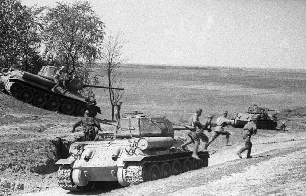 Vienos katilas. Kaip Raudonoji armija atsargiai išlaisvino Austrijos sostinę Vienos katilas. Kaip Raudonoji armija atsargiai išlaisvino Austrijos sostinę - Sputnik Lietuva