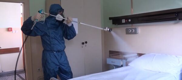 Российские военные продезинфицировали госпиталь в Сербии - Sputnik Литва