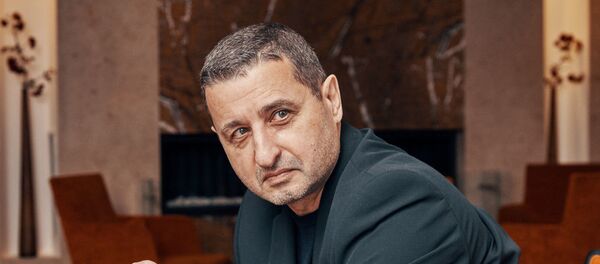 Журналист и политолог Александр Сосновский - Sputnik Литва