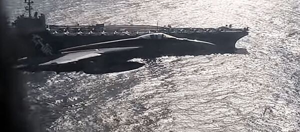 Paskelbtas Rusijos IL-38 skrydžio netoli amerikiečių lėktuvnešio vaizdo įrašas Paskelbtas Rusijos IL-38 skrydžio netoli amerikiečių lėktuvnešio vaizdo įrašas - Sputnik Lietuva