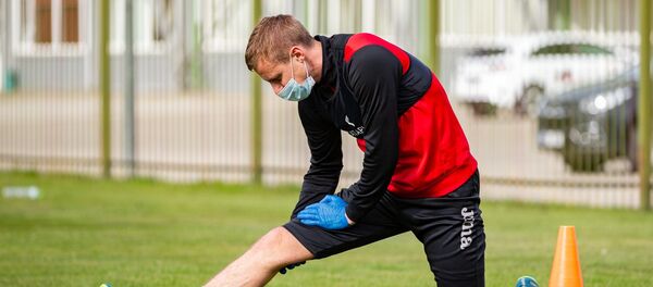 Сильнейший клуб Литвы Судува первым провел тренировку с момента введения карантина - Sputnik Lietuva