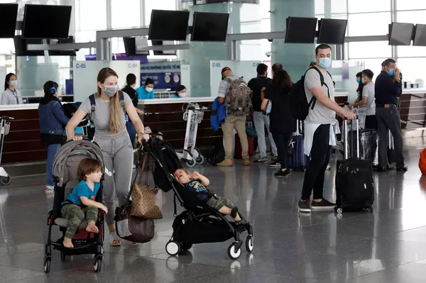 Su kariniais šūkiais ir be jokių aukų. Kuri šalis nugalėjo COVID-19 Su kariniais šūkiais ir be jokių aukų. Kuri šalis nugalėjo COVID-19 - Sputnik Lietuva