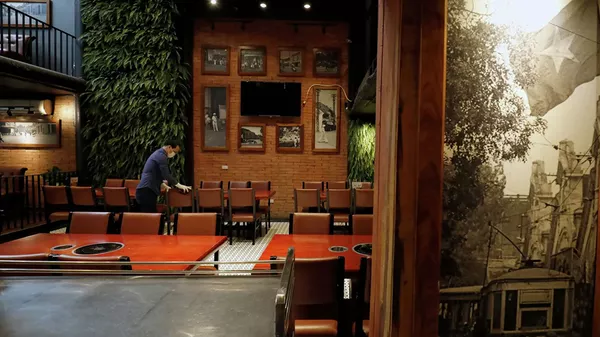 Su kariniais šūkiais ir be jokių aukų. Kuri šalis nugalėjo COVID-19 Su kariniais šūkiais ir be jokių aukų. Kuri šalis nugalėjo COVID-19 - Sputnik Lietuva