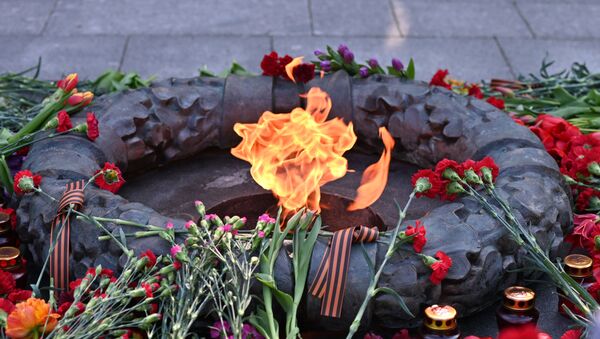 В Литве почтили память павших в Великой Отечественной войне - Sputnik Литва