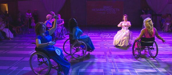 Конкурс красоты среди женщин-инвалидов Мисс независимость-2016 Конкурс красоты среди женщин-инвалидов Мисс независимость-2016 - Sputnik Lietuva