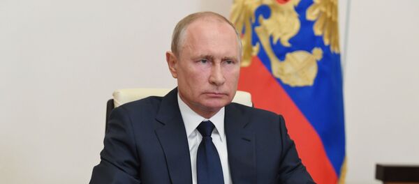 Президент РФ В. Путин провел совещание о ситуации с пандемией коронавируса Президент РФ В. Путин провел совещание о ситуации с пандемией коронавируса - Sputnik Lietuva