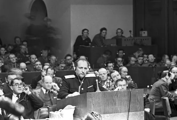 Be senaties termino: kur slapstosi išlikę nacių nusikaltėliai Be senaties termino: kur slapstosi išlikę nacių nusikaltėliai - Sputnik Lietuva