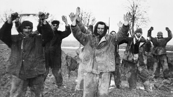 Немецкие солдаты сдаются в плен - Sputnik Lietuva