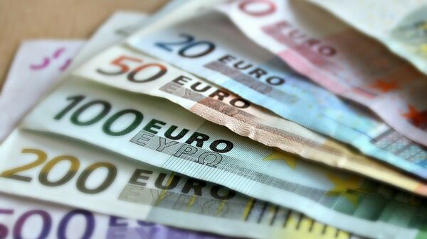 Денежные банкноты евро, архивное фото - Sputnik Lietuva