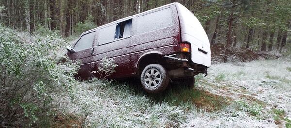Пограничники задержали на микроавтобусе в Литву влетевшего пьяного белоруса Пограничники задержали на микроавтобусе в Литву влетевшего пьяного белоруса - Sputnik Lietuva