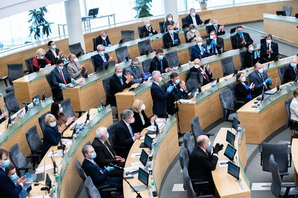 Премьер Литвы во время отчета в Сейме рассказал о новой реальности - Sputnik Литва