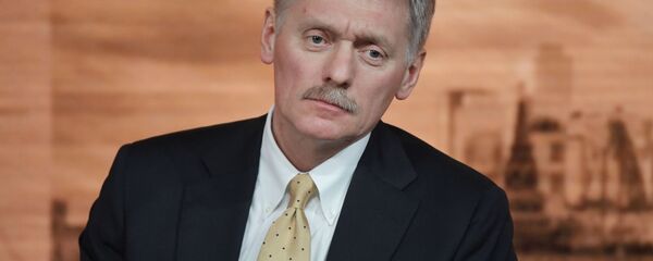 Пресс-секретарь президента РФ Дмитрий Песков Пресс-секретарь президента РФ Дмитрий Песков - Sputnik Lietuva