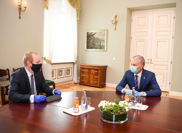 Президент Литвы обсудил расходы на уменьшение последствий пандемии - Sputnik Литва