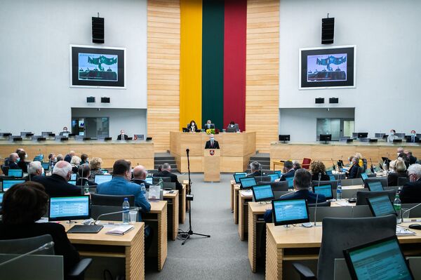 Науседа сравнил условия при создании Учредительного Сейма Литвы с пандемией - Sputnik Литва