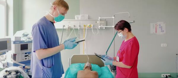 Lietuvos medikai ruošiasi antrajai COVID-19 bangai Lietuvos medikai ruošiasi antrajai COVID-19 bangai - Sputnik Lietuva