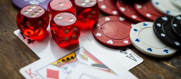 Игральные карты, кости и фишки казино - Sputnik Литва