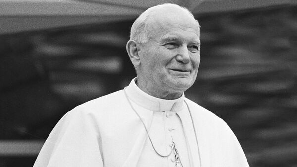 Премьер отметил заслуги Иоанна Павла II перед Литвой Премьер отметил заслуги Иоанна Павла II перед Литвой - Sputnik Литва