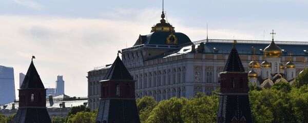 Большой Кремлевский дворец на территории Московского Кремля Большой Кремлевский дворец на территории Московского Кремля - Sputnik Литва