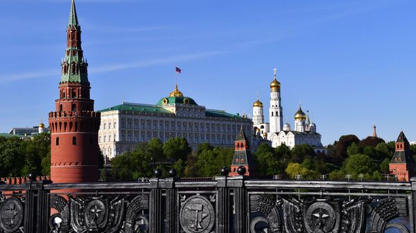 Вид на Московский Кремль с Большого Каменного моста - Sputnik Lietuva