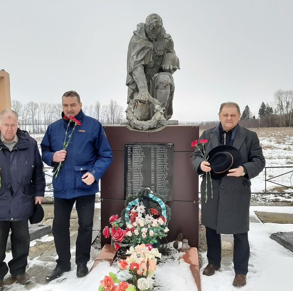 Donatas Šulcas: Lietuvos valdžiai nereikalingi protaujantys ir sąmoningi piliečiai Donatas Šulcas: Lietuvos valdžiai nereikalingi protaujantys ir sąmoningi piliečiai - Sputnik Lietuva