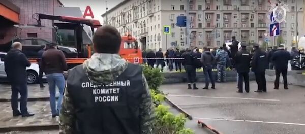 СК России опубликовал видео с места захвата заложников в центре Москвы - Sputnik Литва