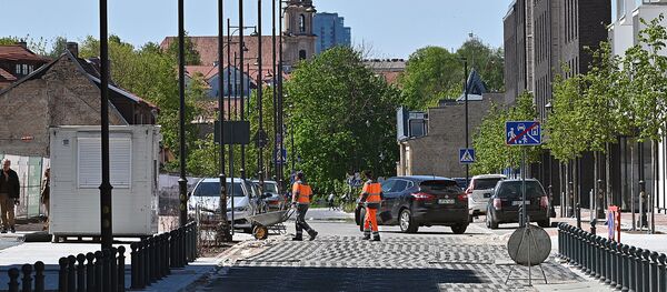 Рабочие на улице Вильнюса - Sputnik Литва