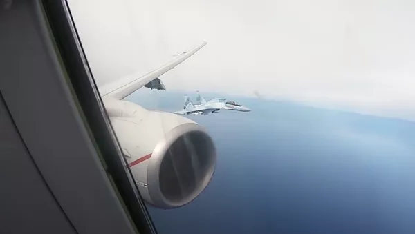 Небезопасный непрофессиональный перехват российских ВМС США P8 над Средиземным морем