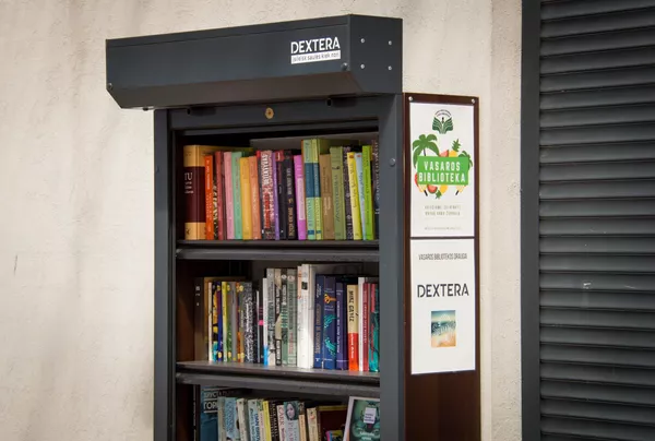 Kaune sezoną pradeda paplūdimio bibliotekos Kaune sezoną pradeda paplūdimio bibliotekos - Sputnik Lietuva