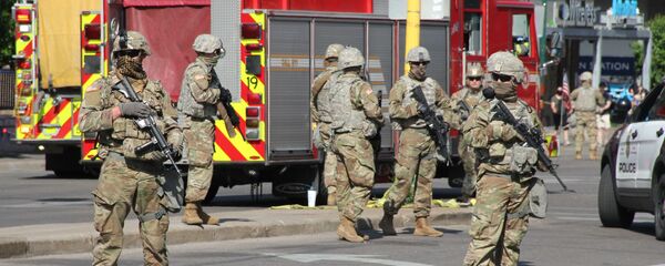 Солдаты Национальной гвардии США в Миннеаполисе, 1 июня 2020 года - Sputnik Lietuva