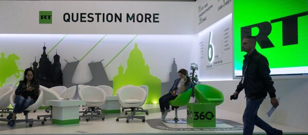 Стенд телеканала RT (Russia Today) Стенд телеканала RT (Russia Today) - Sputnik Lietuva