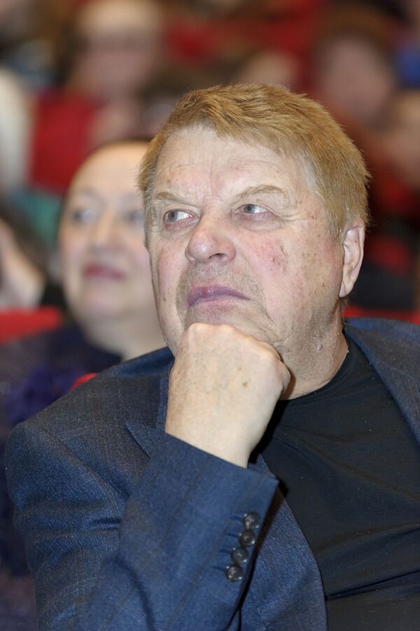 Умер актер и режиссер Михаил Кокшенов Умер актер и режиссер Михаил Кокшенов - Sputnik Литва
