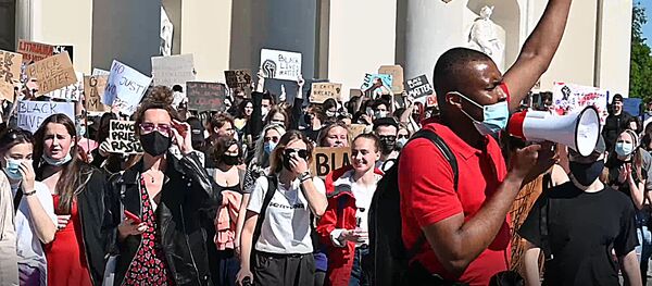 Vilniuje vyko protesto akcijos prieš rasizmą Vilniuje vyko protesto akcijos prieš rasizmą - Sputnik Lietuva