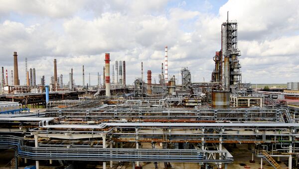 Нефтеперерабатывающий завод Нафтан в Новополоцке - Sputnik Lietuva
