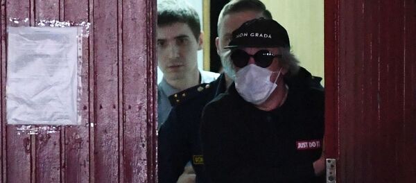 Актёр Михаил Ефремов выходит из Таганского суда в Москве - Sputnik Lietuva
