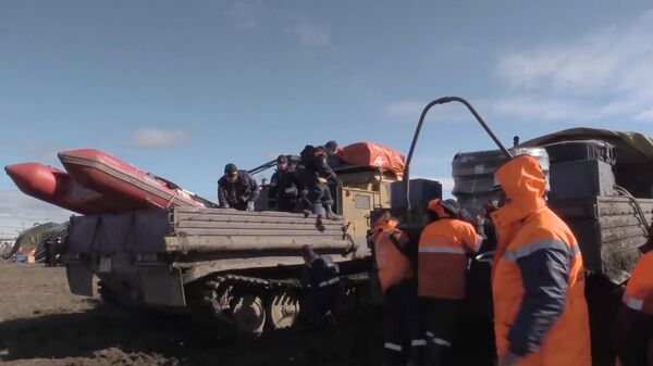 В Норильске задержали директора ТЭЦ-3 после масштабного разлива топлива - Sputnik Литва